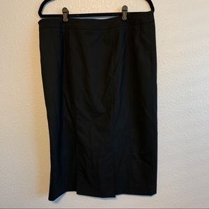 Burberry London Fitted Pencil Skirt | Plus Size